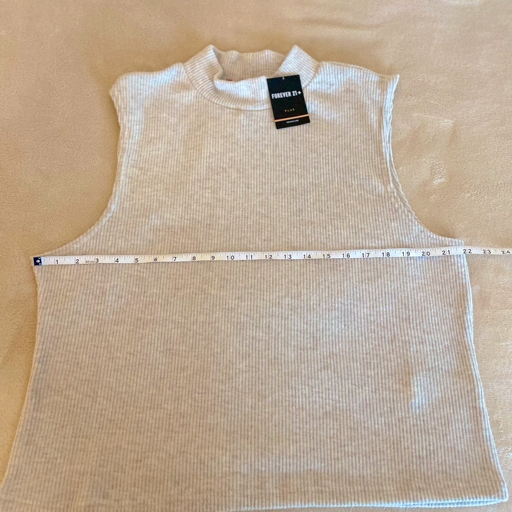 Forever 21 Plus Wam Sleeveless Top - Size 2X - Picture 5 of 8